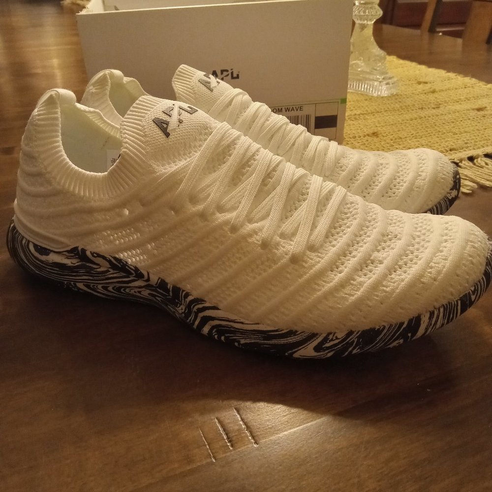 APL Women's Techloom Wave Sneakers